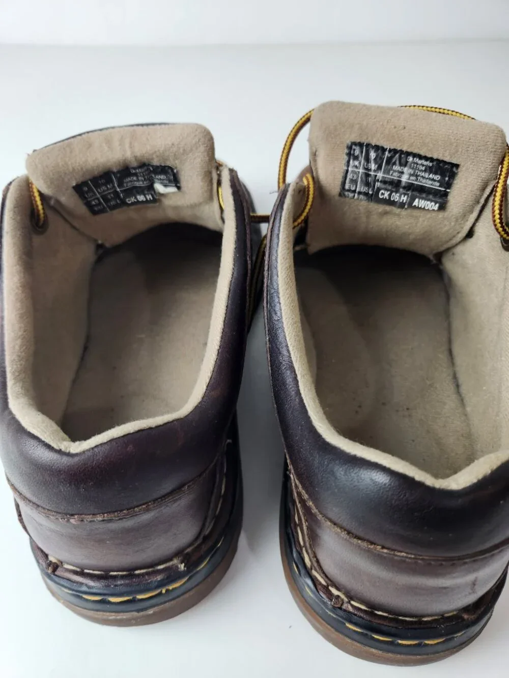 Dr Martens Shoes Mens 11 Brown Oxford Leather Three Eyelet 11194 AW004